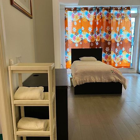 Cozy Holiday Home Toronto Extérieur photo