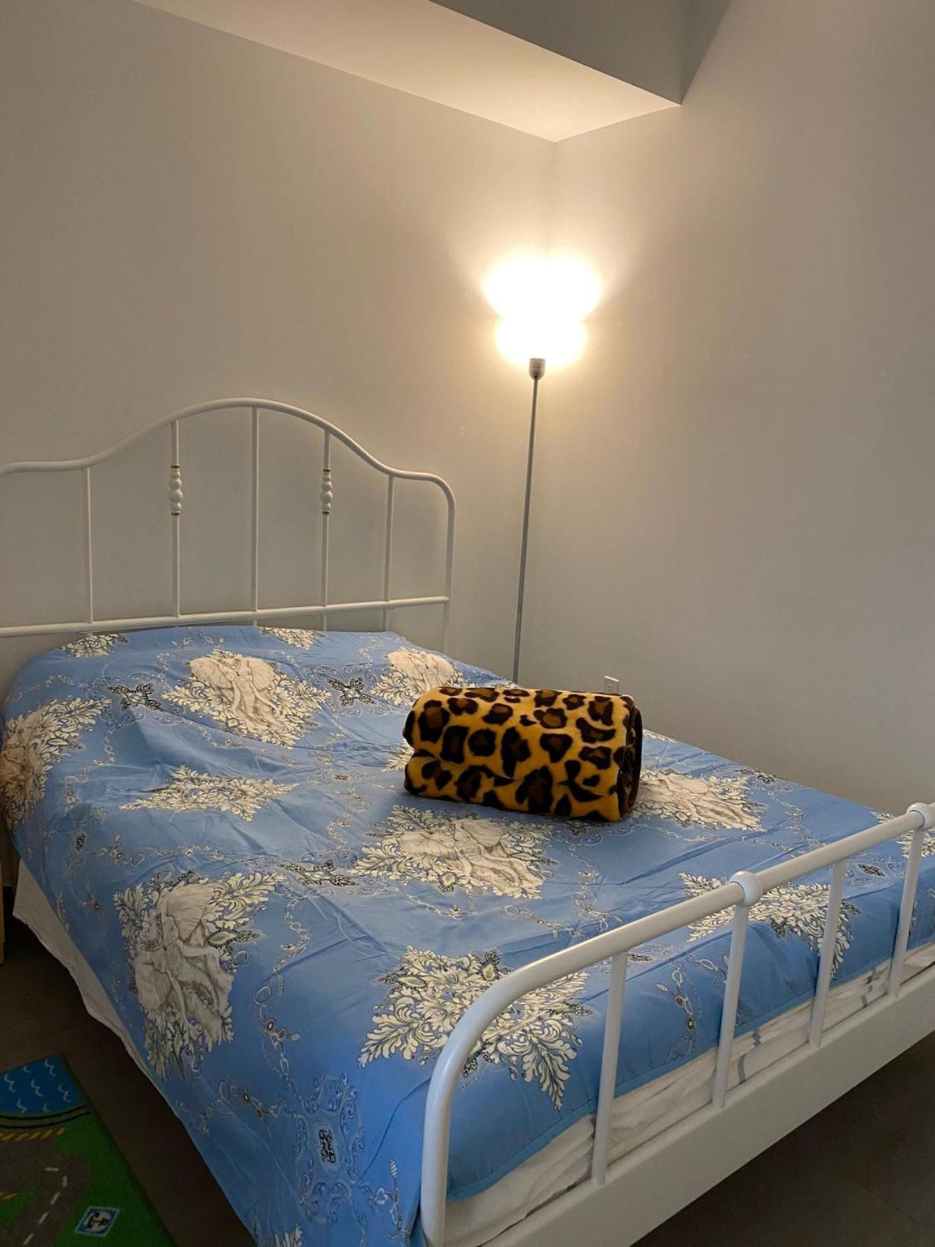 Cozy Holiday Home Toronto Extérieur photo